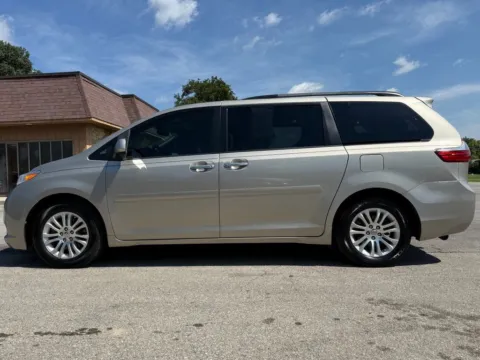 Photos of 2017 Toyota Sienna XLE for sale in Carmel, IN at Carmel Auto Gallery