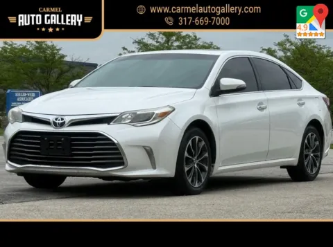 White 2016 Toyota Avalon XLE Plus for sale in Carmel, IN