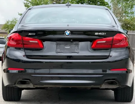 More photos of 2019 BMW 5 Series 540i xDrive at Carmel Auto Gallery, IN