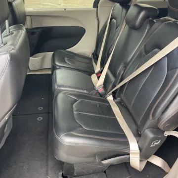 Another view of 2018 Chrysler Pacifica Touring L for sale in Carmel, IN at Carmel Auto Gallery