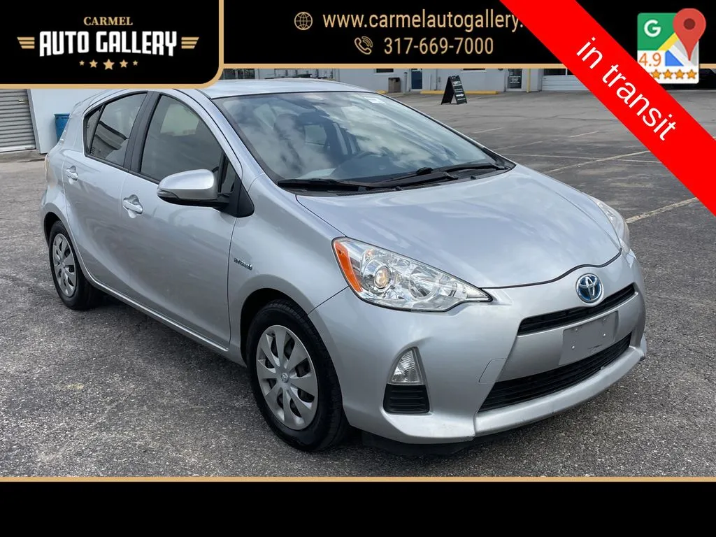 2012 Toyota Prius c Two's photo
