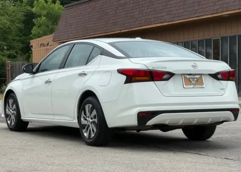 Another view of 2019 Nissan Altima 2.5 S for sale in Carmel, IN at Carmel Auto Gallery