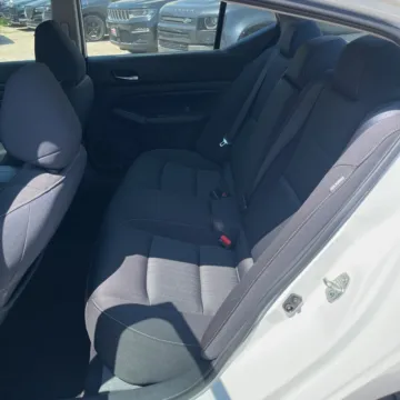 Another view of 2019 Nissan Altima 2.5 S for sale in Carmel, IN at Carmel Auto Gallery