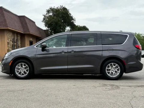 Photos of 2023 Chrysler Pacifica Touring L for sale in Carmel, IN at Carmel Auto Gallery