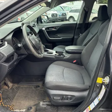 More photos of 2019 Toyota RAV4 XLE at Carmel Auto Gallery, IN