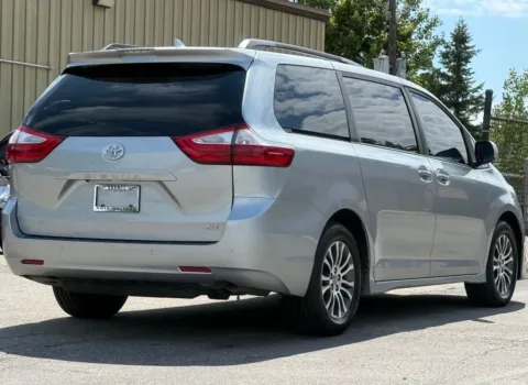 More photos of 2019 Toyota Sienna XLE Premium at Carmel Auto Gallery, IN