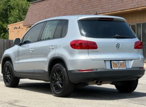 Another view of 2018 Volkswagen Tiguan Limited 2.0T for sale in Carmel, IN at Carmel Auto Gallery