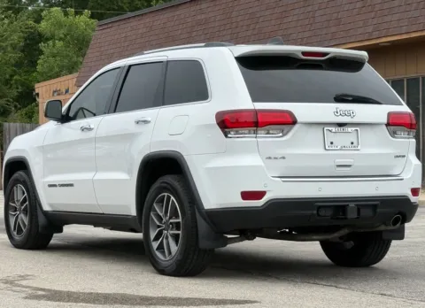 Another view of 2021 Jeep Grand Cherokee Limited for sale in Carmel, IN at Carmel Auto Gallery