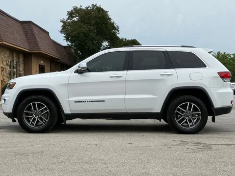 Photos of 2021 Jeep Grand Cherokee Limited for sale in Carmel, IN at Carmel Auto Gallery
