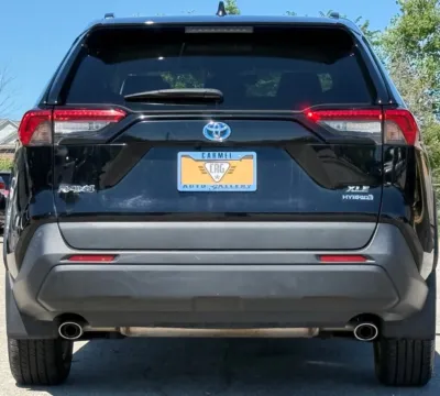 More photos of 2020 Toyota RAV4 Hybrid XLE at Carmel Auto Gallery, IN