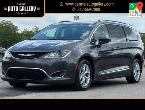 Unknown 2017 Chrysler Pacifica Touring L Plus for sale in Carmel, IN