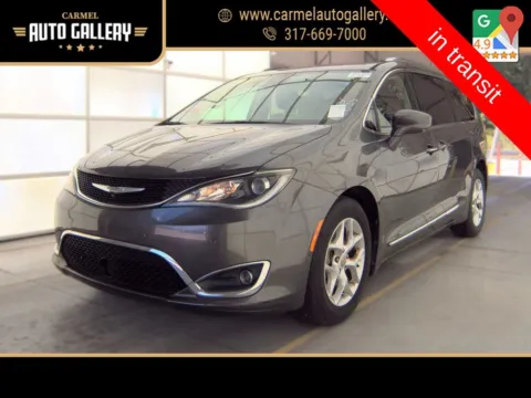 Unknown 2017 Chrysler Pacifica Touring L Plus for sale in Carmel, IN
