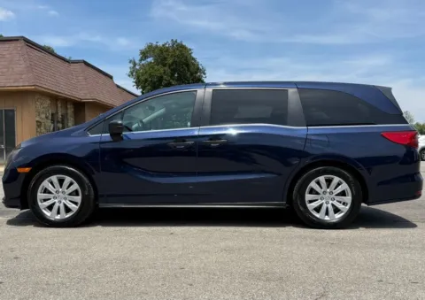 Photos of 2019 Honda Odyssey LX for sale in Carmel, IN at Carmel Auto Gallery