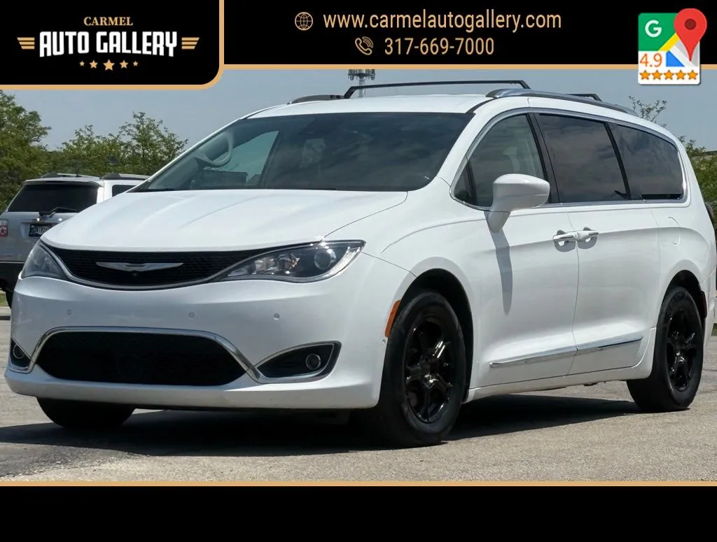 White 2017 Chrysler Pacifica Touring L Plus for sale in Carmel, IN