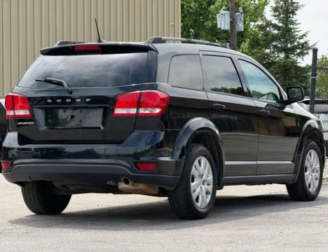 More photos of 2019 Dodge Journey SE at Carmel Auto Gallery, IN