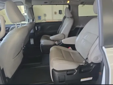 Another view of 2018 Toyota Sienna Limited Premium for sale in Carmel, IN at Carmel Auto Gallery