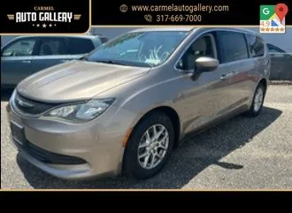 Silver 2017 Chrysler Pacifica Touring for sale in Carmel, IN