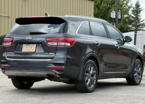 More photos of 2016 Kia Sorento SX Limited at Carmel Auto Gallery, IN