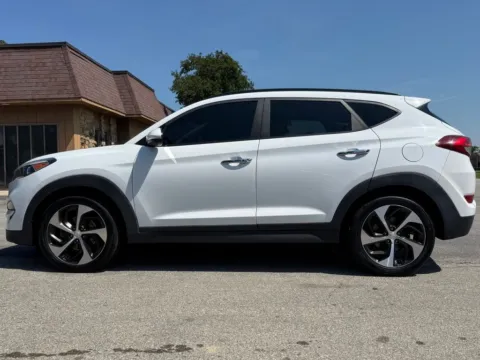 Photos of 2016 Hyundai Tucson Limited for sale in Carmel, IN at Carmel Auto Gallery