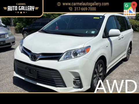 White 2019 Toyota Sienna XLE for sale in Carmel, IN