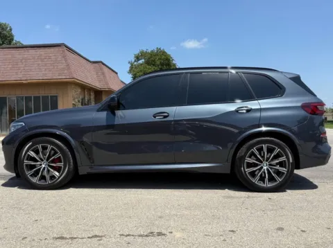Photos of 2022 BMW X5 xDrive40i for sale in Carmel, IN at Carmel Auto Gallery