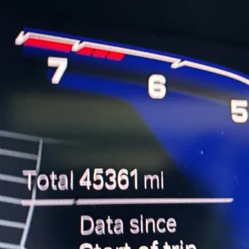 More photos of 2022 BMW X5 xDrive40i at Carmel Auto Gallery, IN