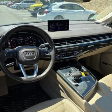 More photos of 2017 Audi Q7 3.0T Premium Plus at Carmel Auto Gallery, IN