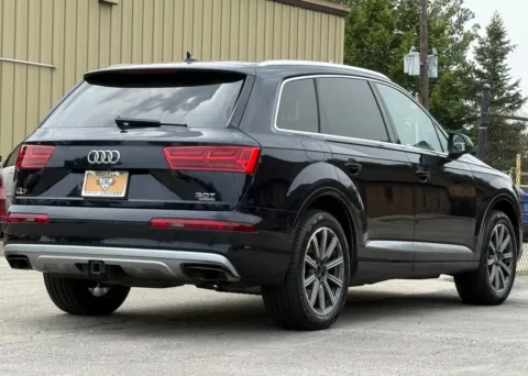 More photos of 2017 Audi Q7 3.0T Premium Plus at Carmel Auto Gallery, IN