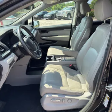 Photos of 2019 Honda Odyssey EX-L for sale in Carmel, IN at Carmel Auto Gallery