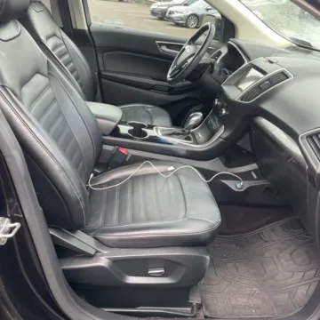 More photos of 2016 Ford Edge SEL at Carmel Auto Gallery, IN