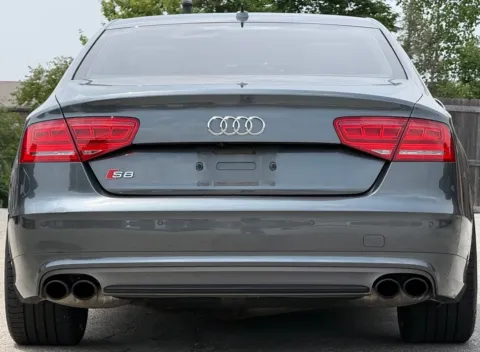 More photos of 2013 Audi S8 4.0T at Carmel Auto Gallery, IN