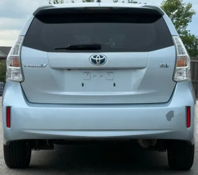 More photos of 2013 Toyota Prius v Two at Carmel Auto Gallery, IN