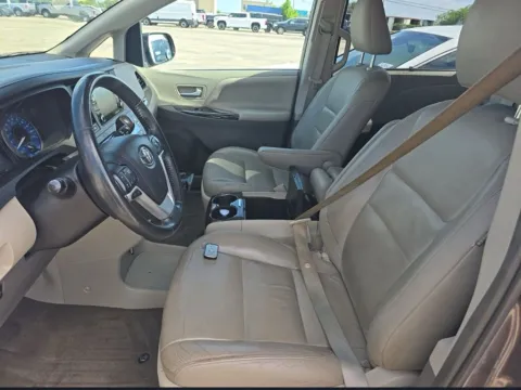 Photos of 2018 Toyota Sienna XLE for sale in Carmel, IN at Carmel Auto Gallery