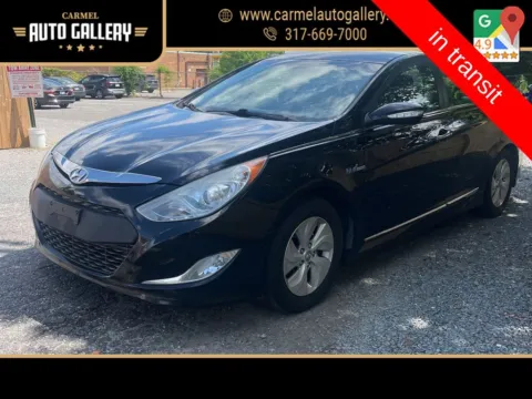 Black 2014 Hyundai Sonata Hybrid for sale in Carmel, IN
