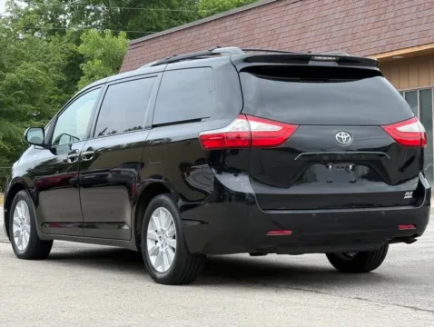 Another view of 2015 Toyota Sienna XLE Premium for sale in Carmel, IN at Carmel Auto Gallery