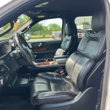 Another view of 2019 Lincoln Navigator L Reserve for sale in Carmel, IN at Carmel Auto Gallery