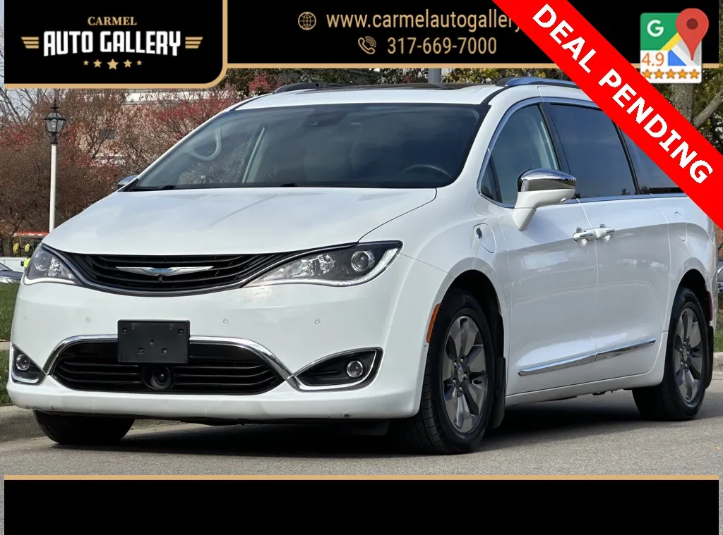 Used 2018 Chrysler Pacifica Hybrid Limited for sale in Carmel, IN
