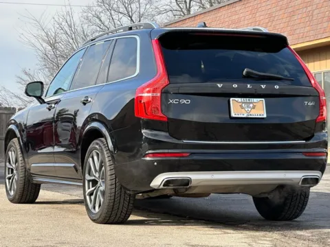 Another view of 2019 Volvo XC90 T6 Momentum for sale in Carmel, IN at Carmel Auto Gallery