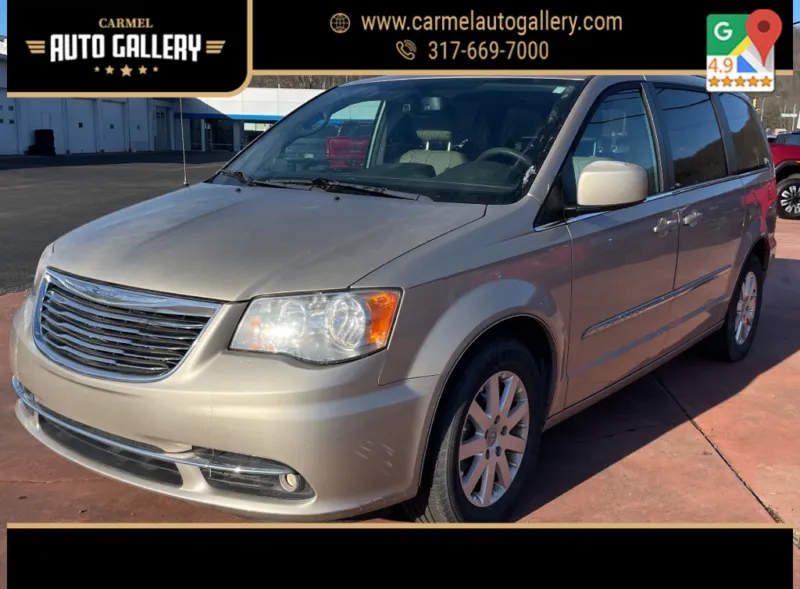 Used 2014 Chrysler Town Country Touring for sale in Carmel, IN