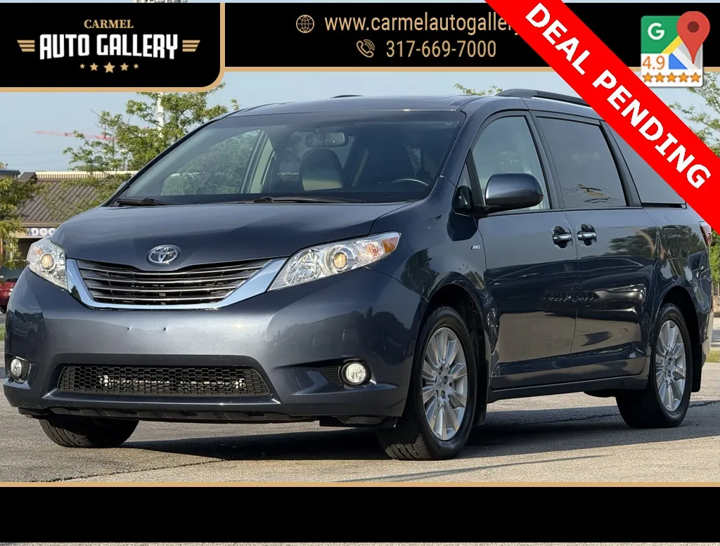 Used 2017 Toyota Sienna XLE Premium for sale in Carmel, IN at