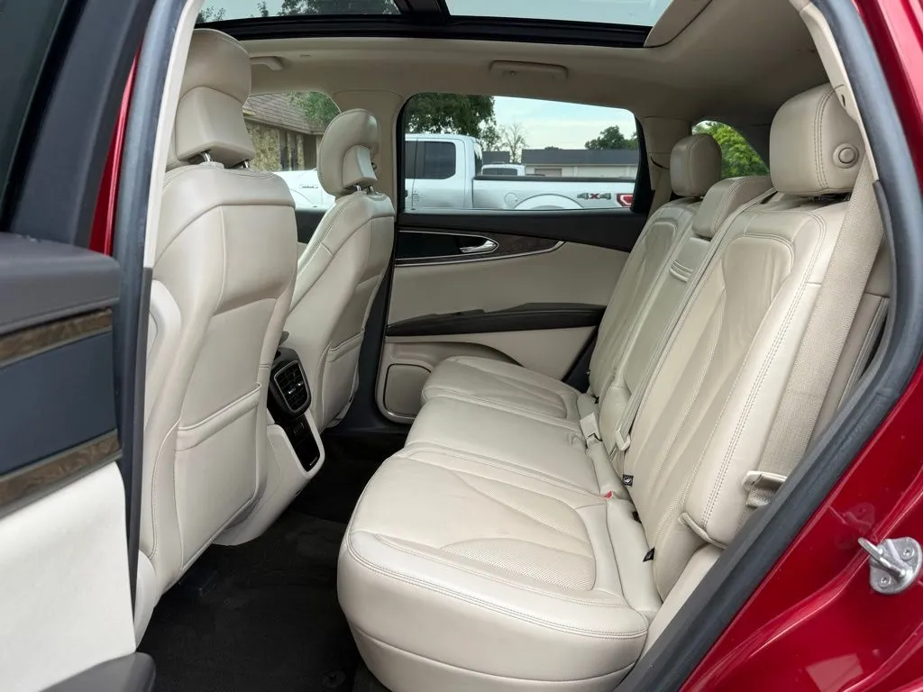 2019 Lincoln Nautilus Select - Photo 13