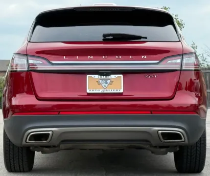 More photos of 2019 Lincoln Nautilus Select at Carmel Auto Gallery, IN