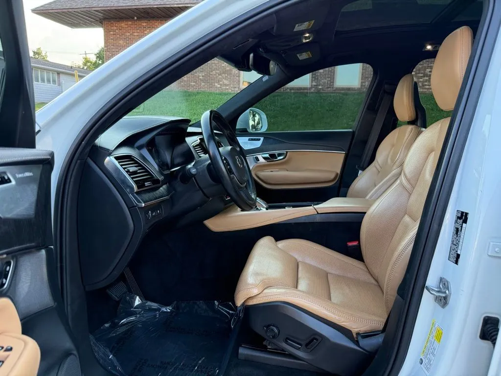 2021 Volvo XC90 Inscription - Photo 11
