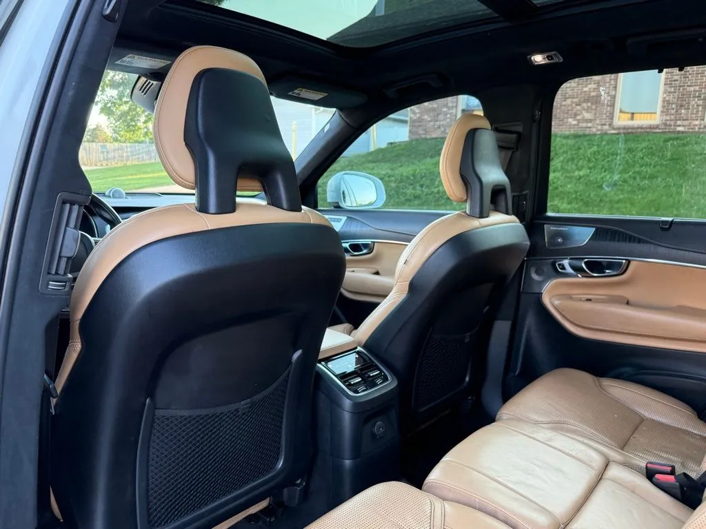 2021 Volvo XC90 Inscription - Photo 16