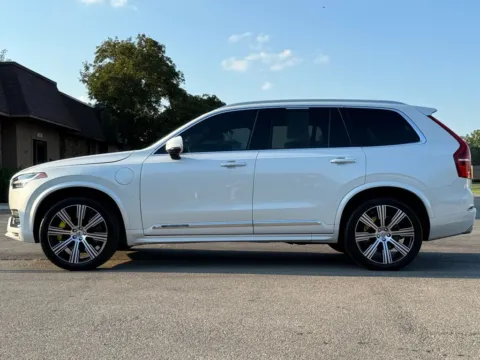 Photos of 2021 Volvo XC90 Recharge Plug-In Hybrid T8 Inscription 7 Passenger for sale in Carmel, IN at Carmel Auto Gallery