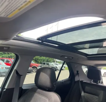 More photos of 2018 Chevrolet Equinox LT at Carmel Auto Gallery, IN