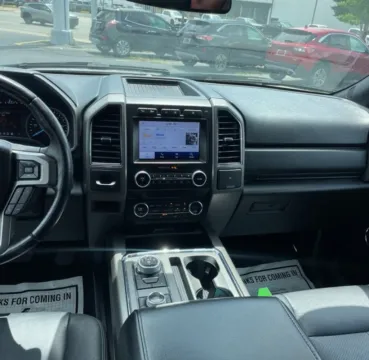 More photos of 2021 Ford Expedition XLT at Carmel Auto Gallery, IN