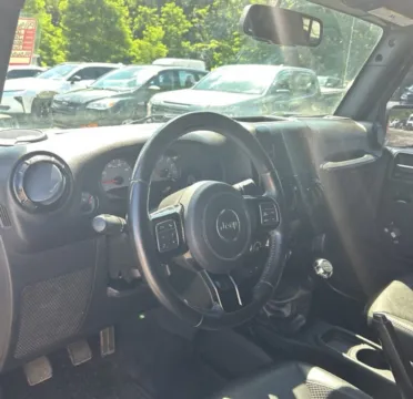 More photos of 2017 Jeep Wrangler Unlimited Sahara at Carmel Auto Gallery, IN