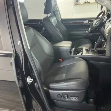 More photos of 2019 Lexus GX 460 at Carmel Auto Gallery, IN
