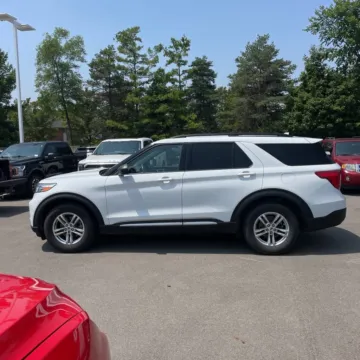 Another view of 2020 Ford Explorer XLT for sale in Carmel, IN at Carmel Auto Gallery
